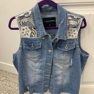 MAURICES 1 XL PLUS SIZE denim jean vest